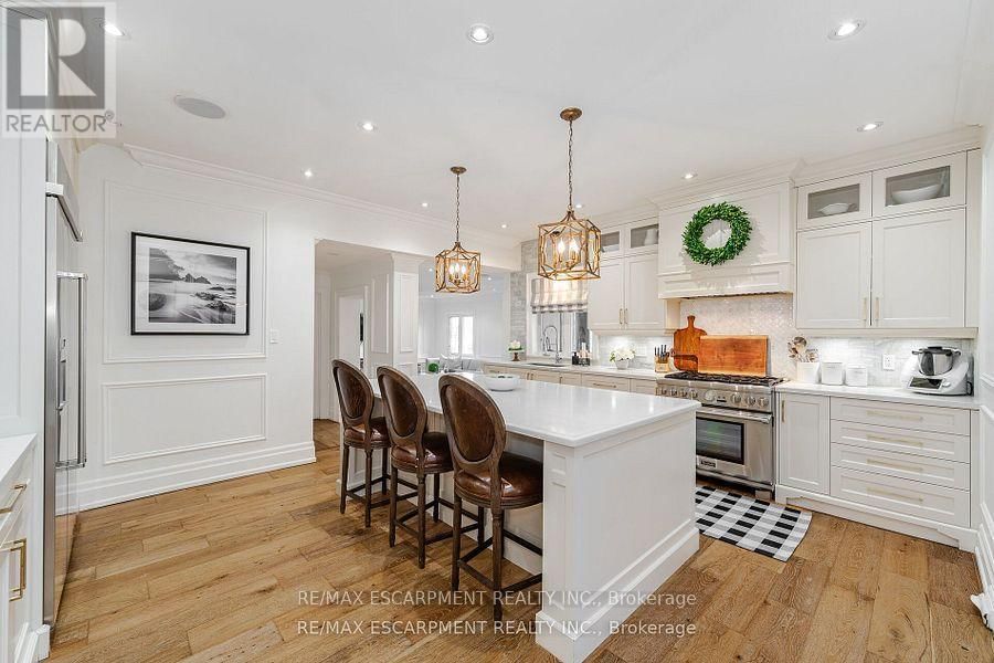 2126 GRANGE DRIVE Image 17