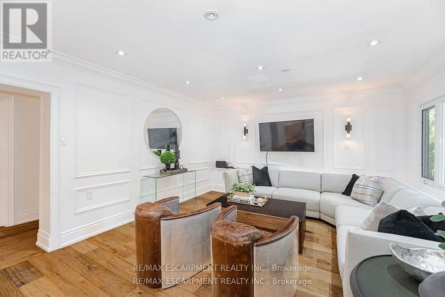 2126 GRANGE DRIVE Image 20
