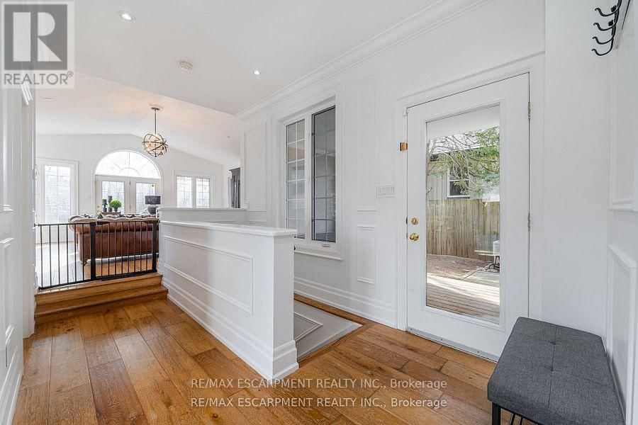 2126 GRANGE DRIVE Image 32