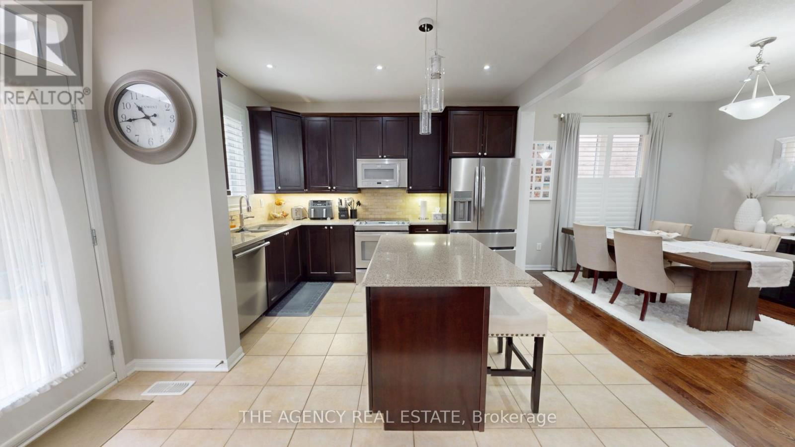 346 SCHREYER CRESCENT Image 15