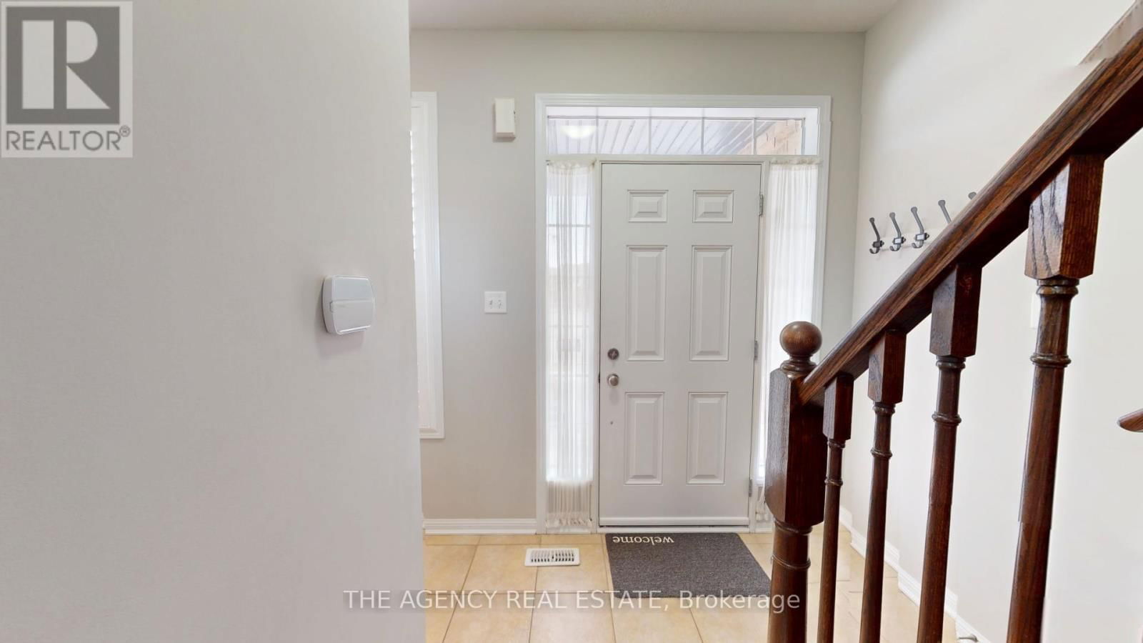 346 SCHREYER CRESCENT Image 2