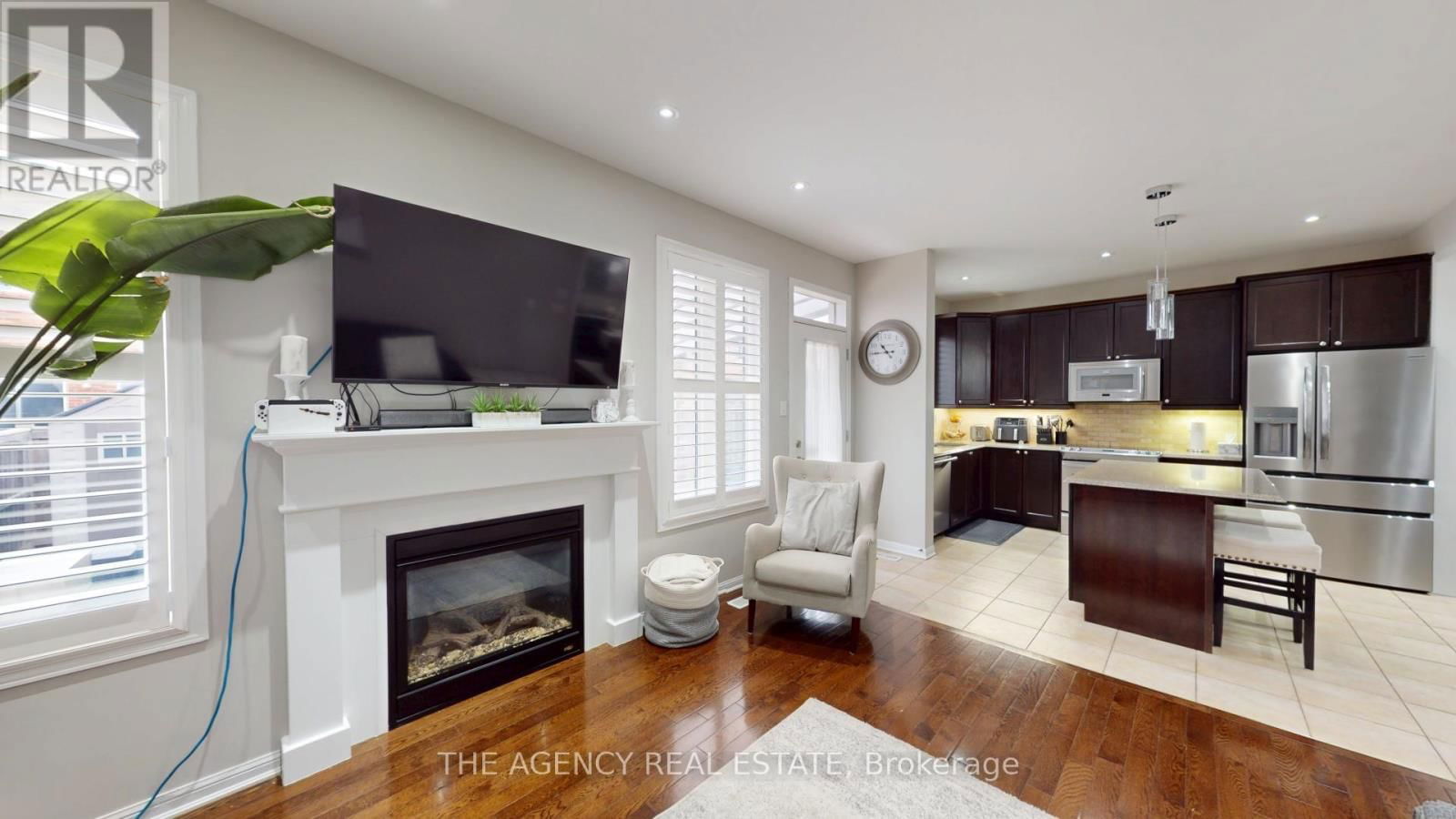 346 SCHREYER CRESCENT Image 20