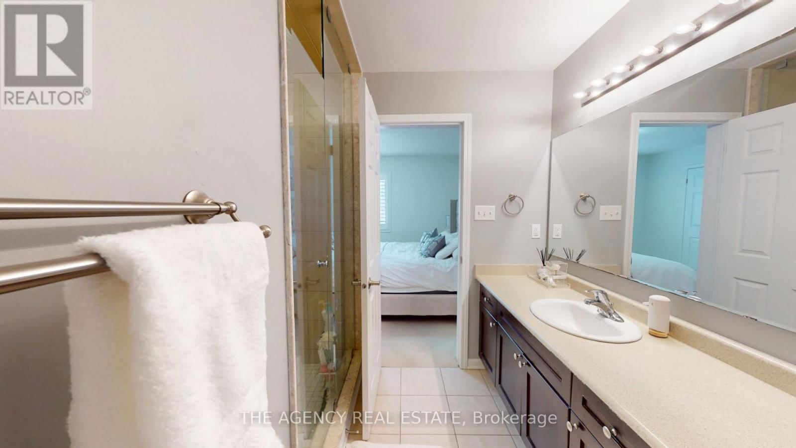 346 SCHREYER CRESCENT Image 30