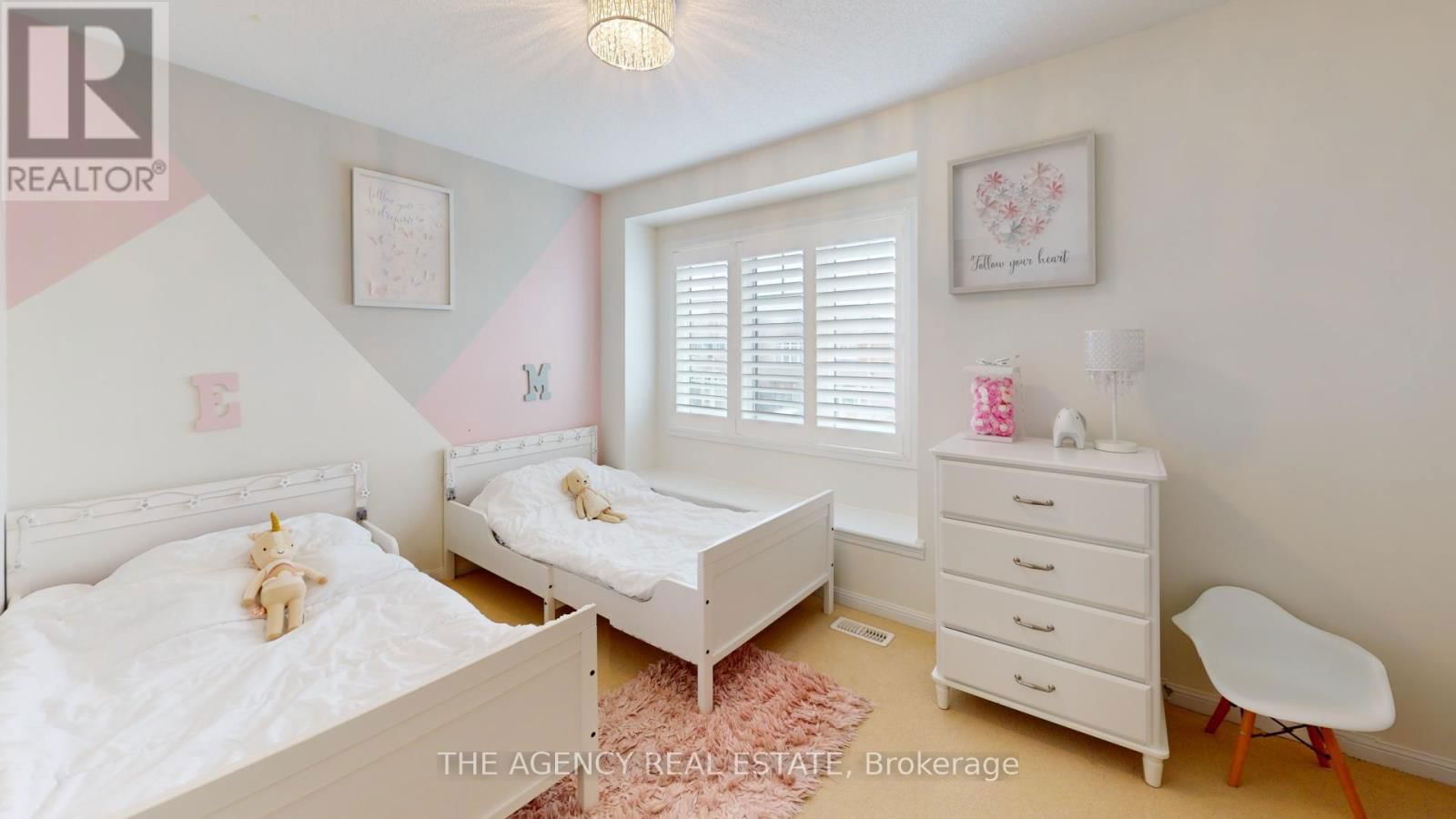 346 SCHREYER CRESCENT Image 34