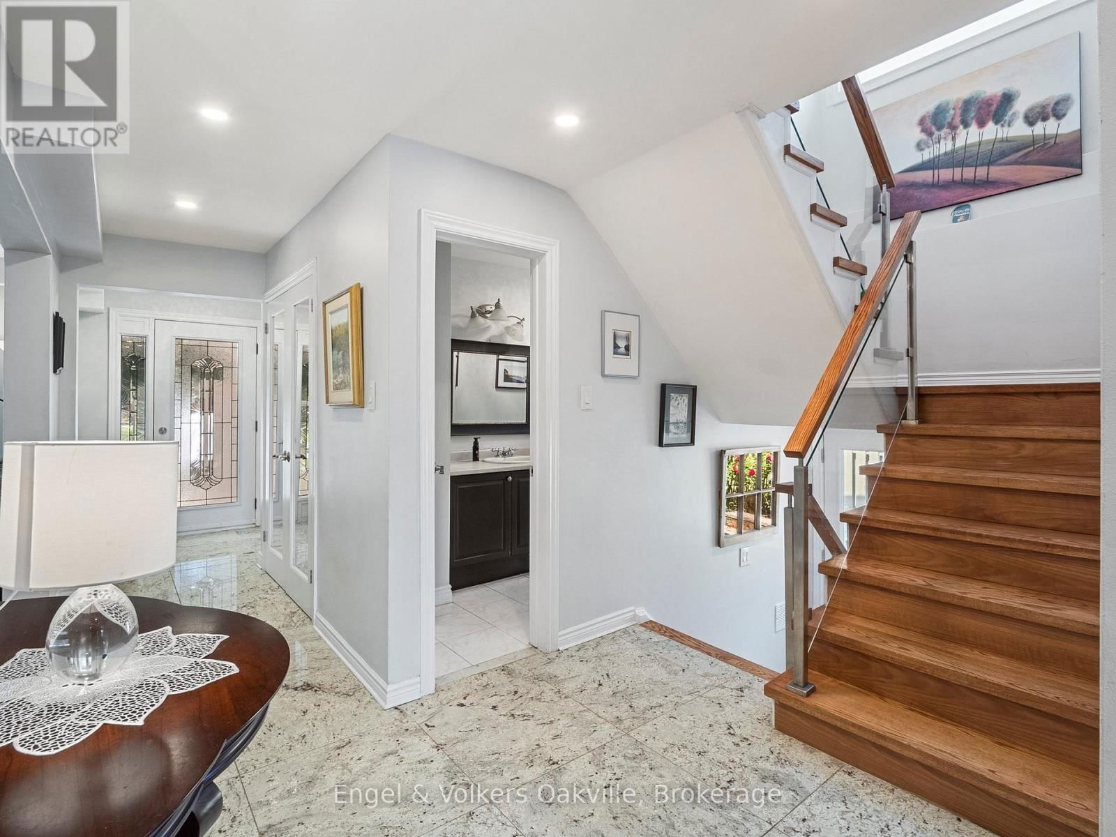 2215 SPRINGFIELD COURT Image 15