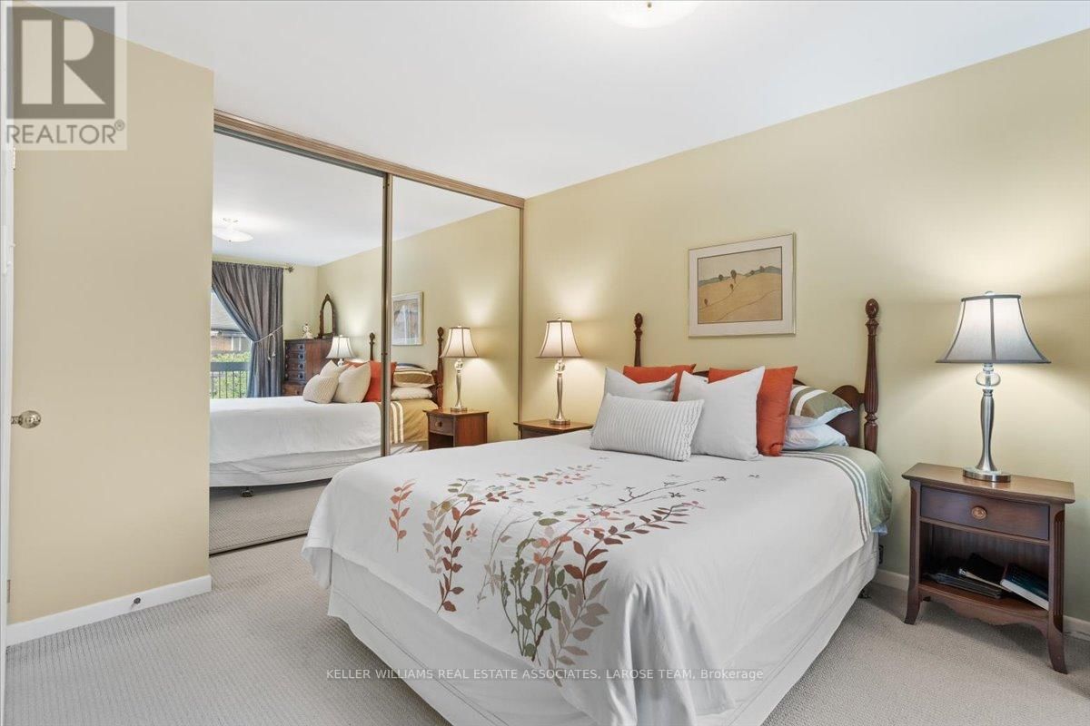 16 - 1393 ROYAL YORK ROAD Image 13