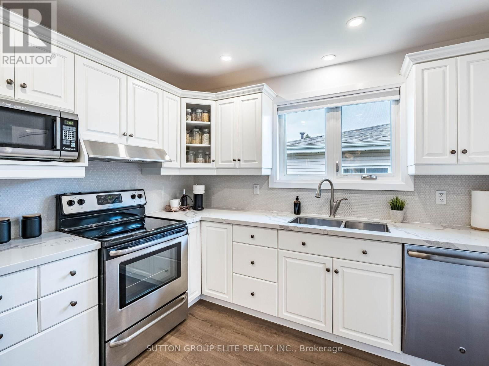 19 JOYCELYN CRESCENT Image 12