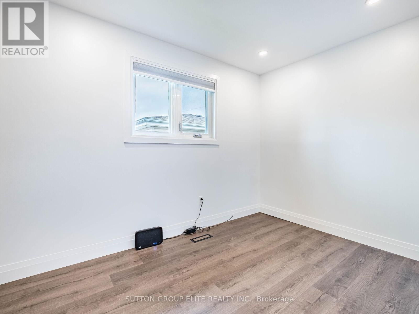 19 JOYCELYN CRESCENT Image 23