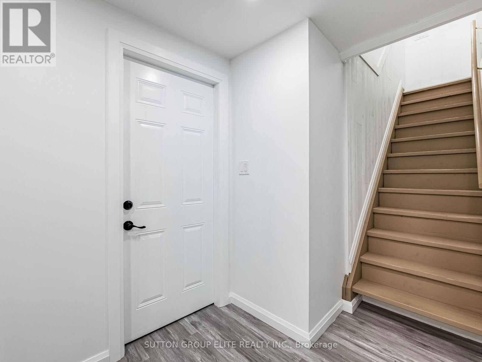 19 JOYCELYN CRESCENT Image 32
