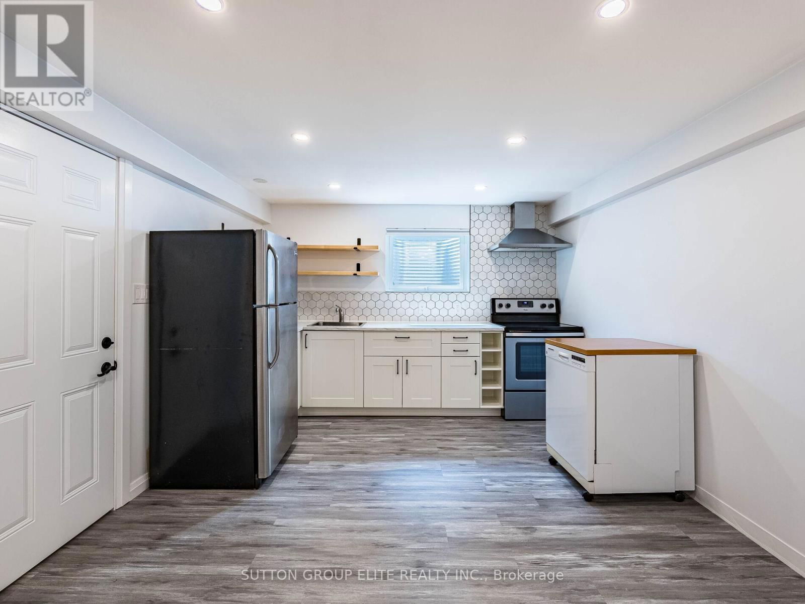19 JOYCELYN CRESCENT Image 33