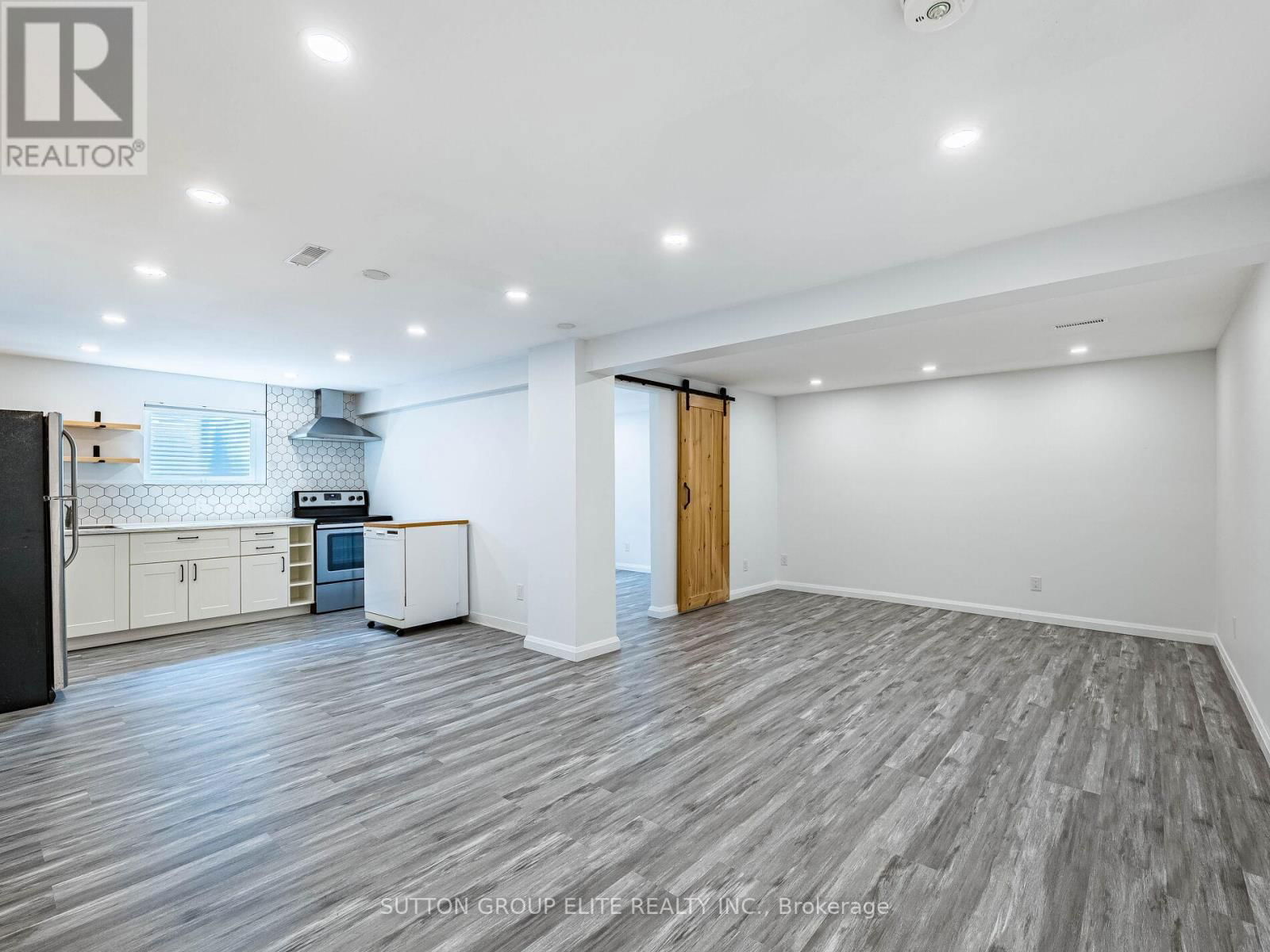 19 JOYCELYN CRESCENT Image 36