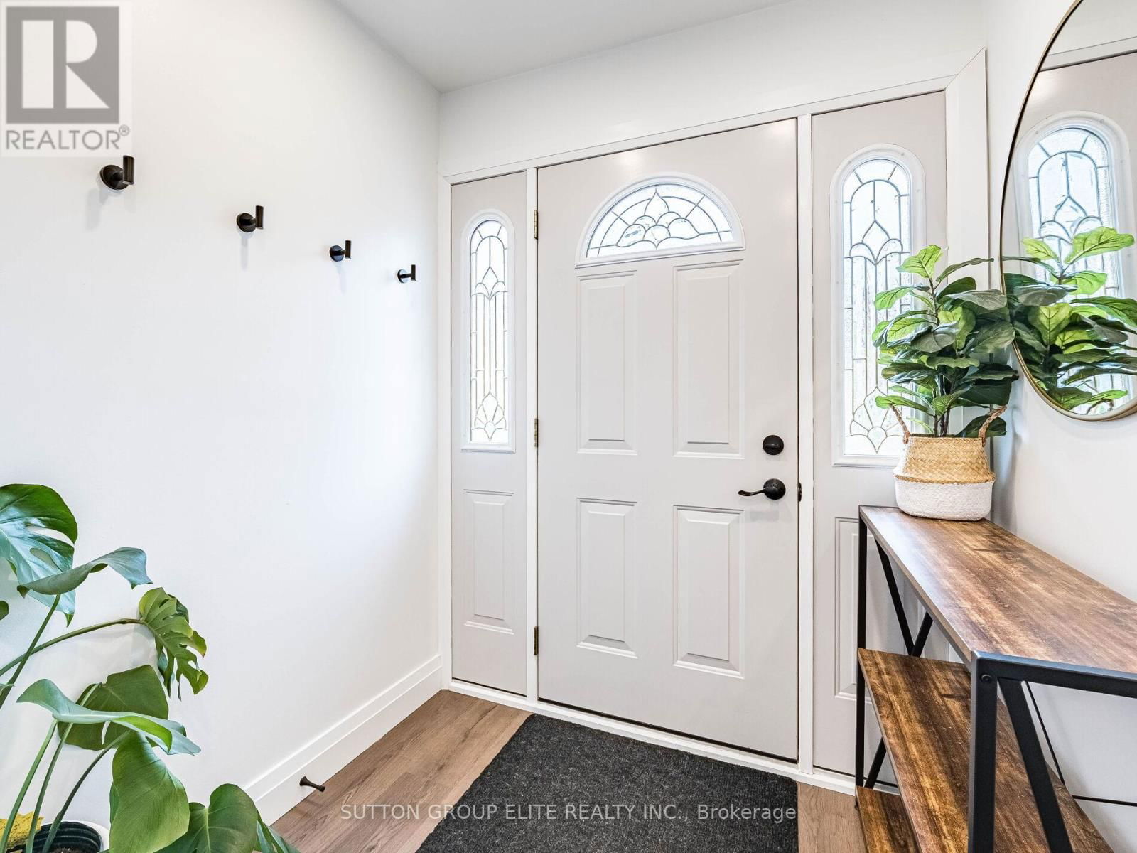 19 JOYCELYN CRESCENT Image 4