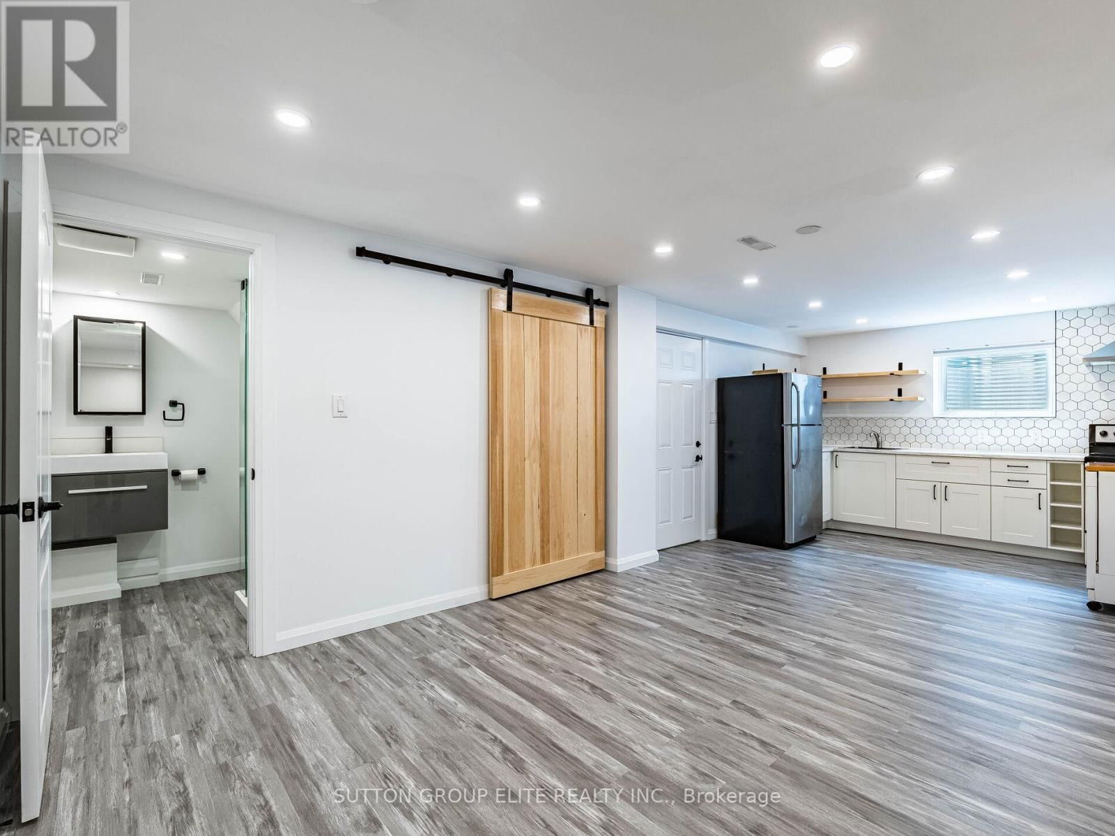 19 JOYCELYN CRESCENT Image 40