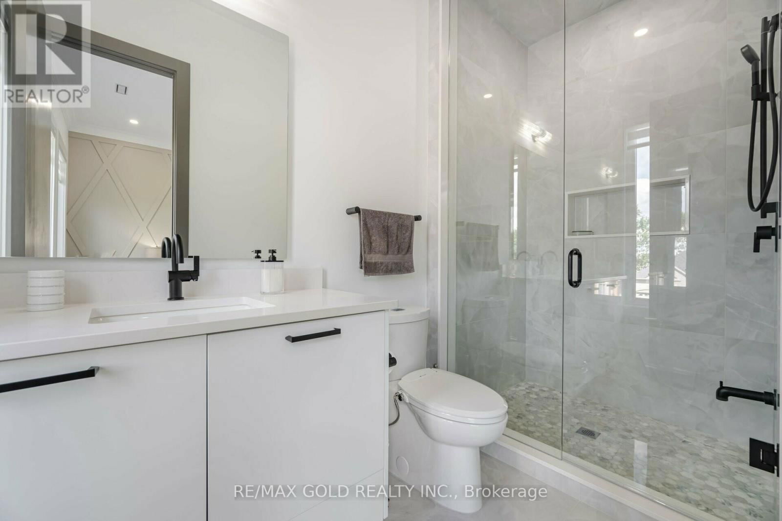36 WILLIAM STREET Image 25