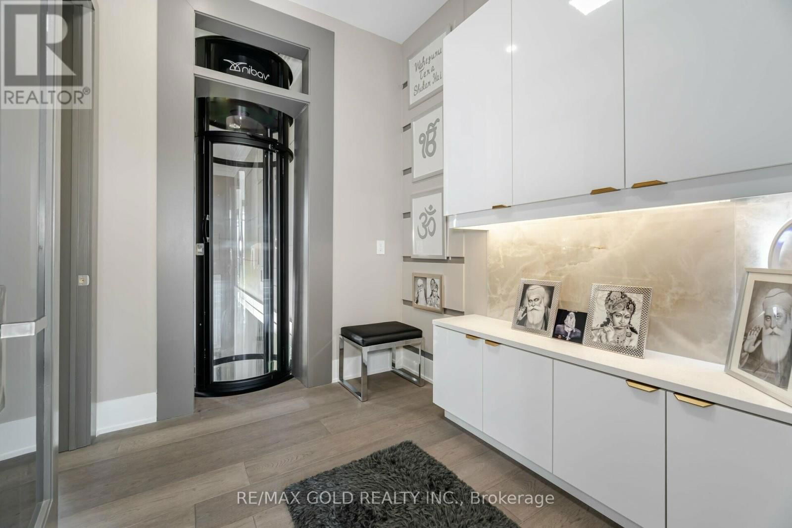 36 WILLIAM STREET Image 32