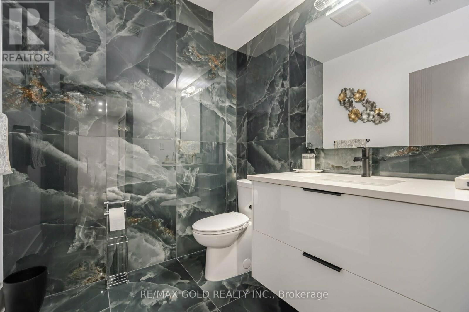 36 WILLIAM STREET Image 44