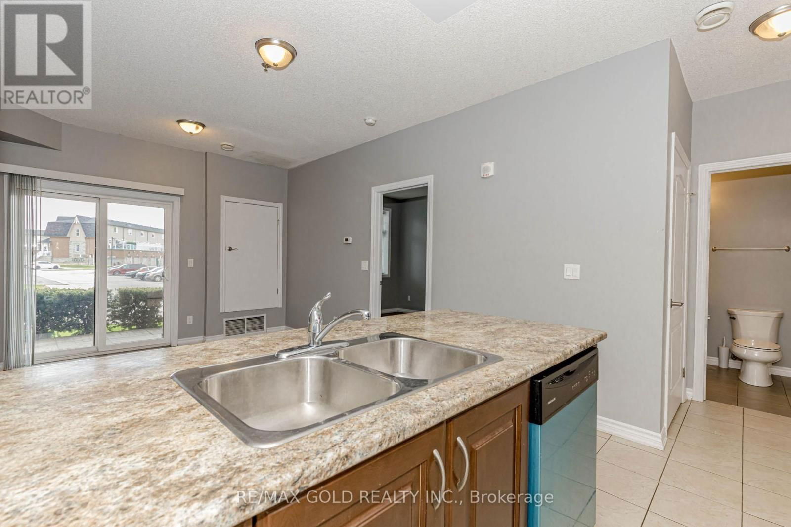 108 - 1360 COSTIGAN ROAD Image 25
