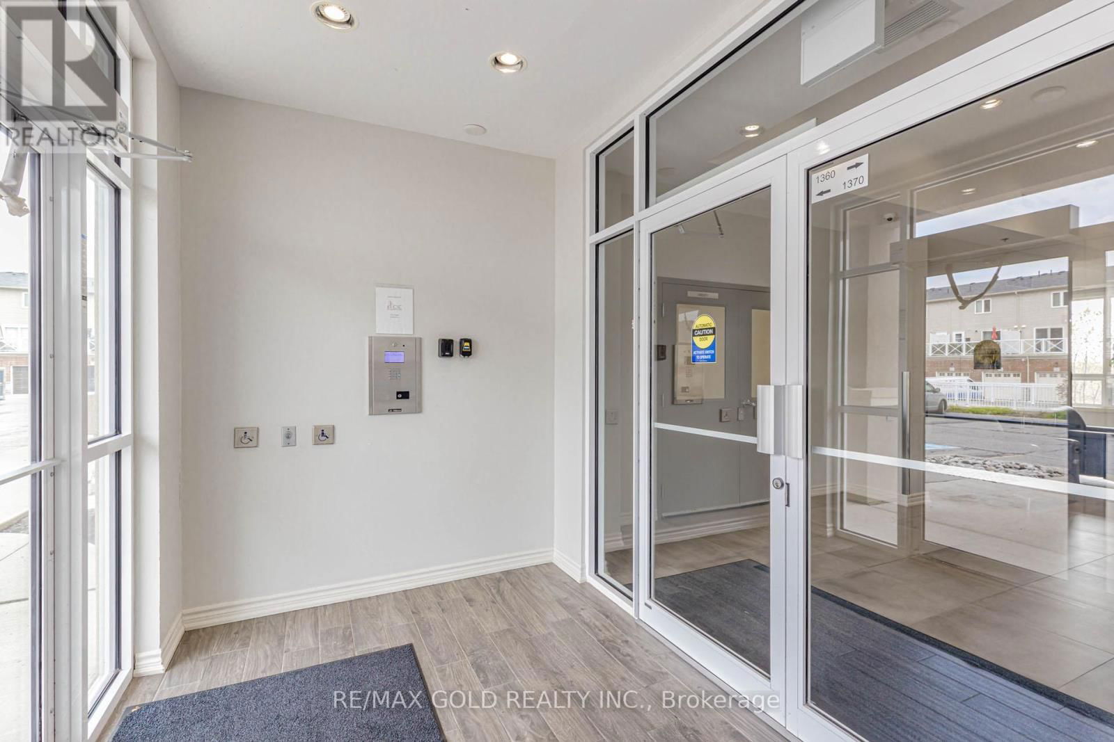 108 - 1360 COSTIGAN ROAD Image 9