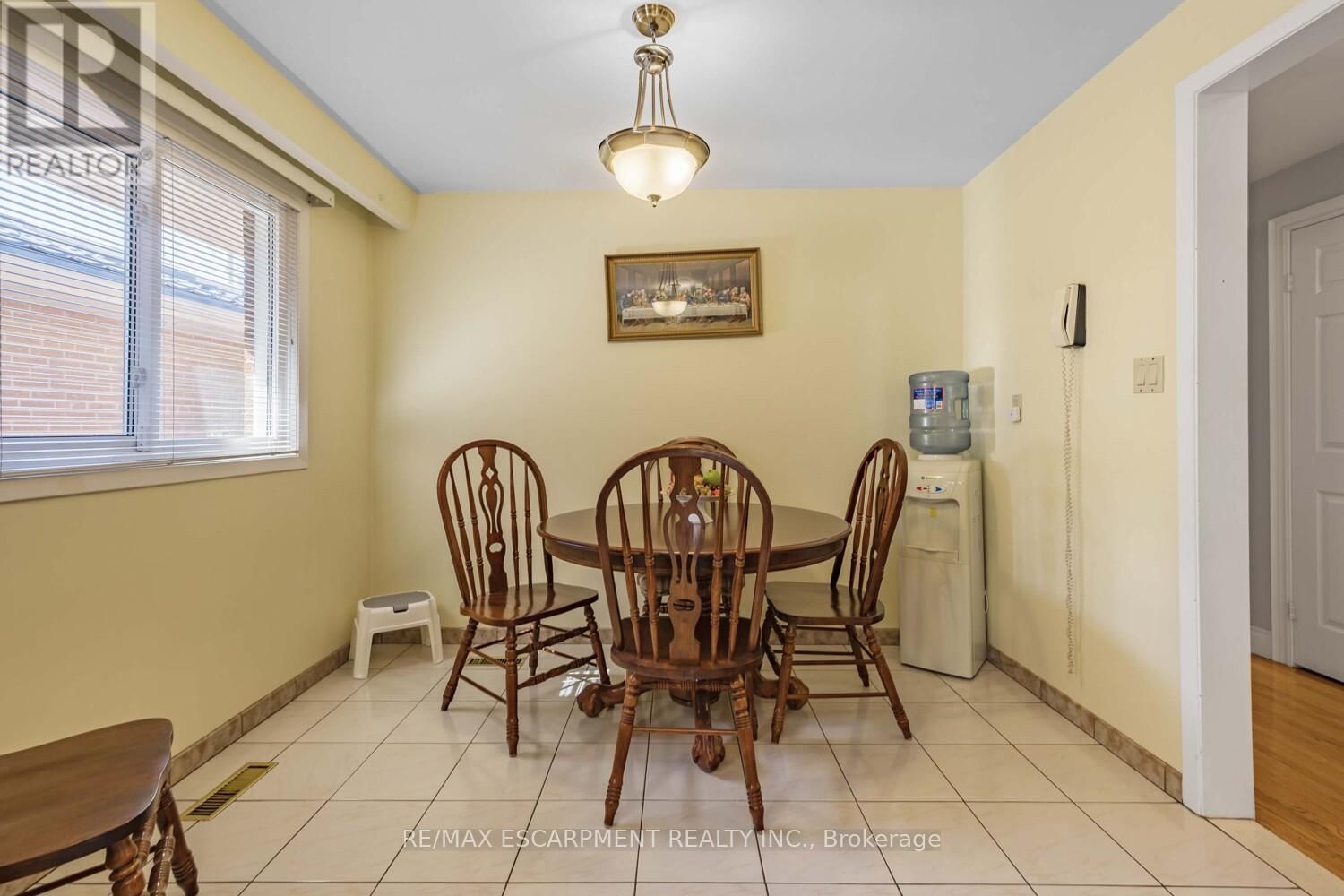 1227 ALEXANDRA AVENUE Image 13
