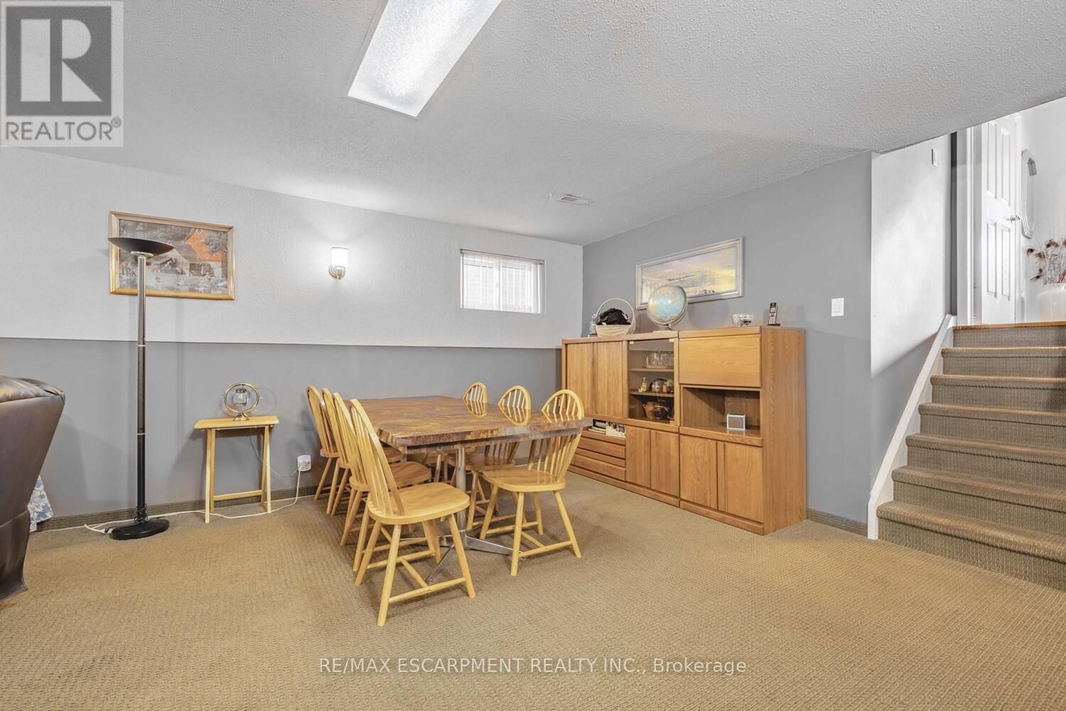 1227 ALEXANDRA AVENUE Image 30