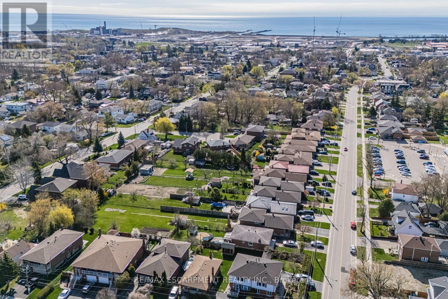 1227 ALEXANDRA AVENUE Image 39