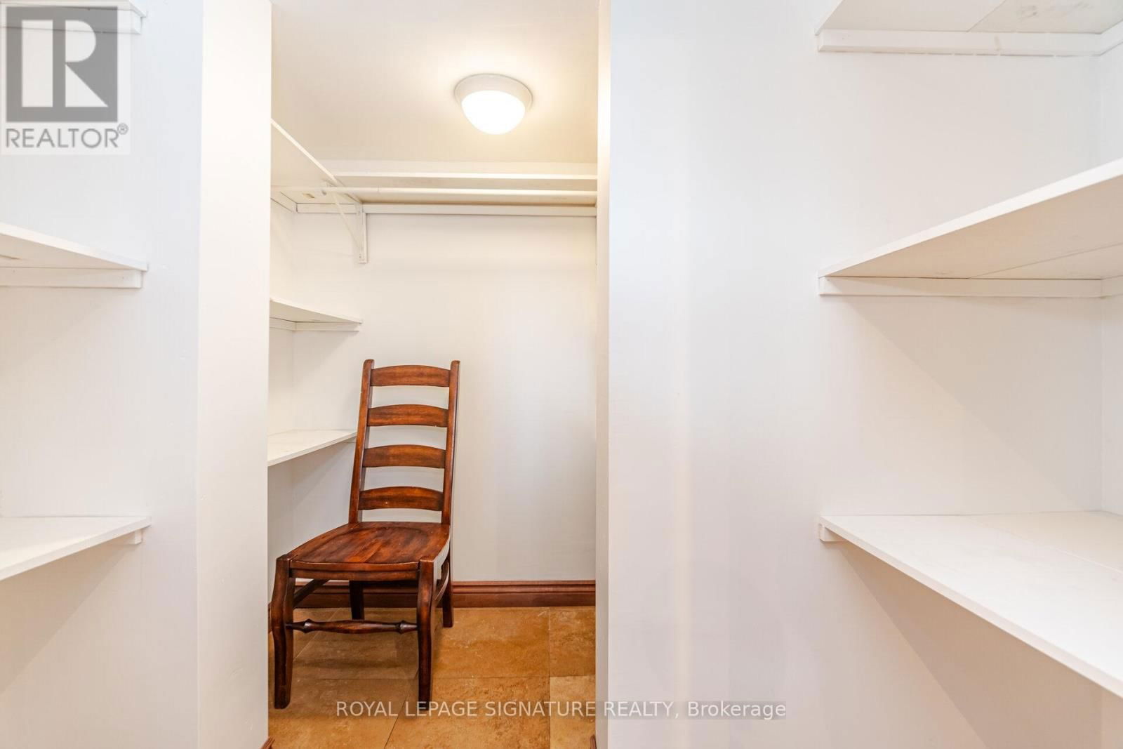 2557 MINDEMOYA ROAD Image 29