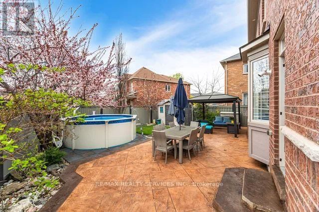 17 PLATFORM CRESCENT Image 42