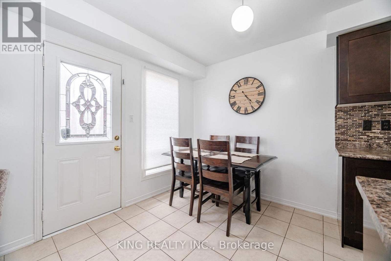 6 NUTWOOD WAY Image 13