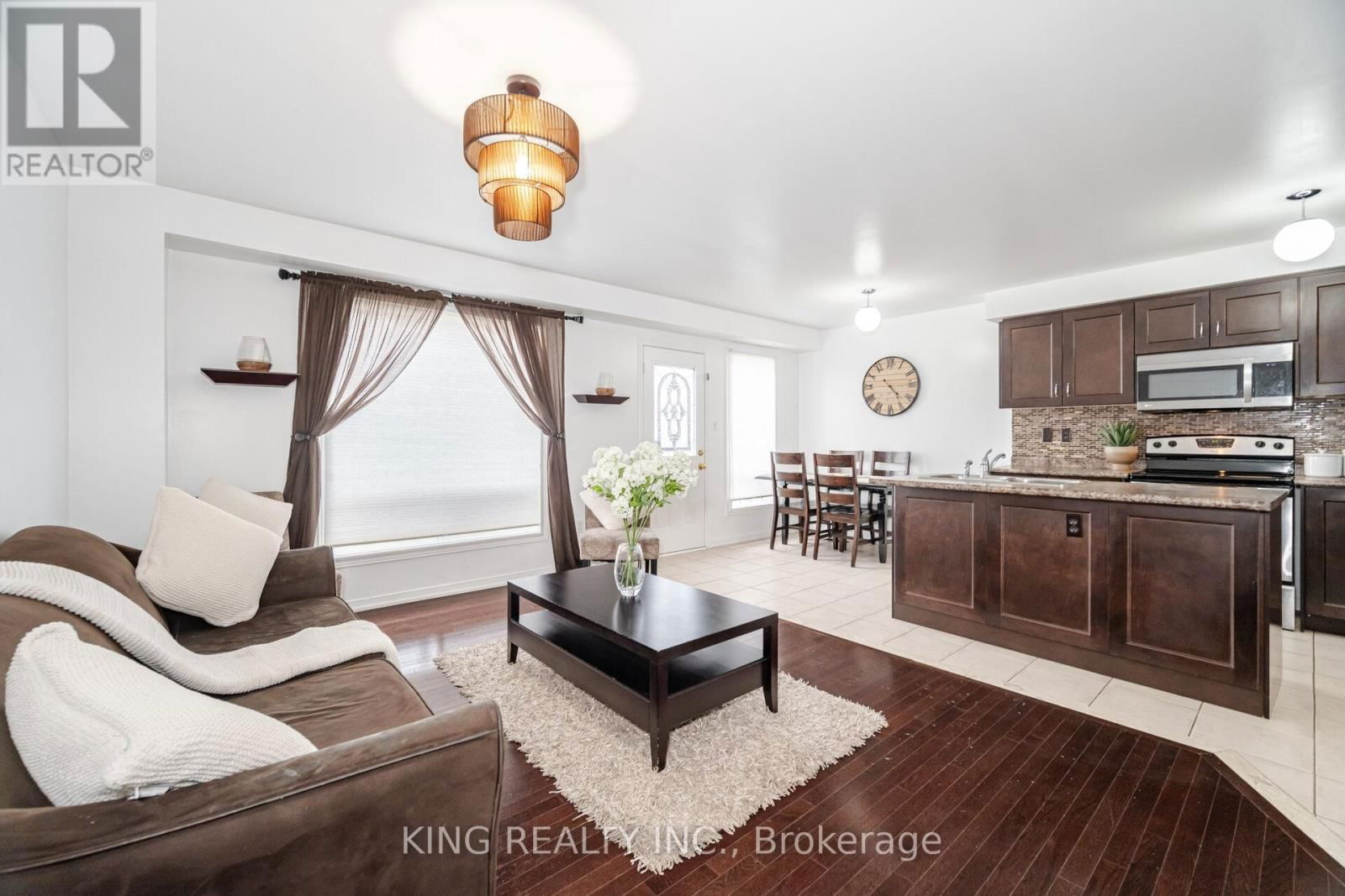 6 NUTWOOD WAY Image 15