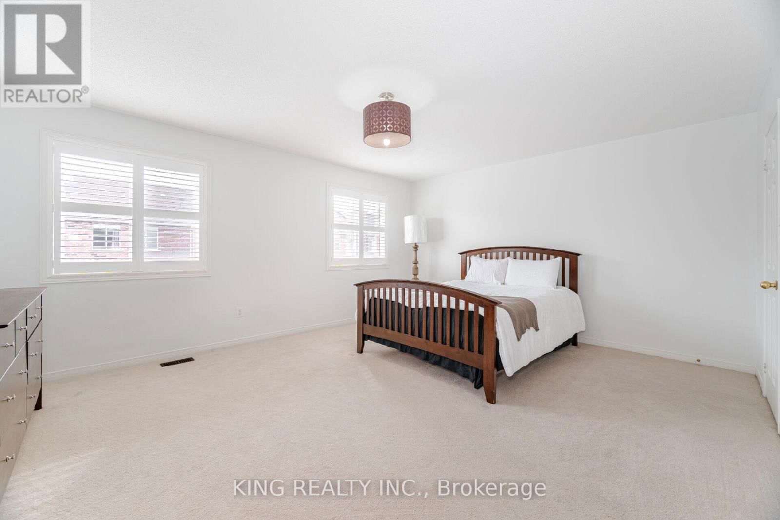 6 NUTWOOD WAY Image 21