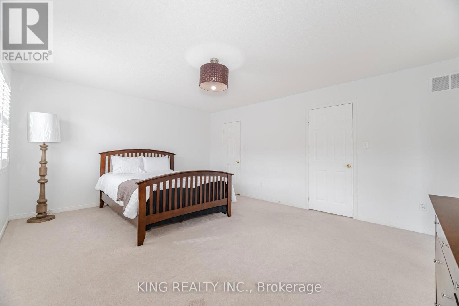 6 NUTWOOD WAY Image 22