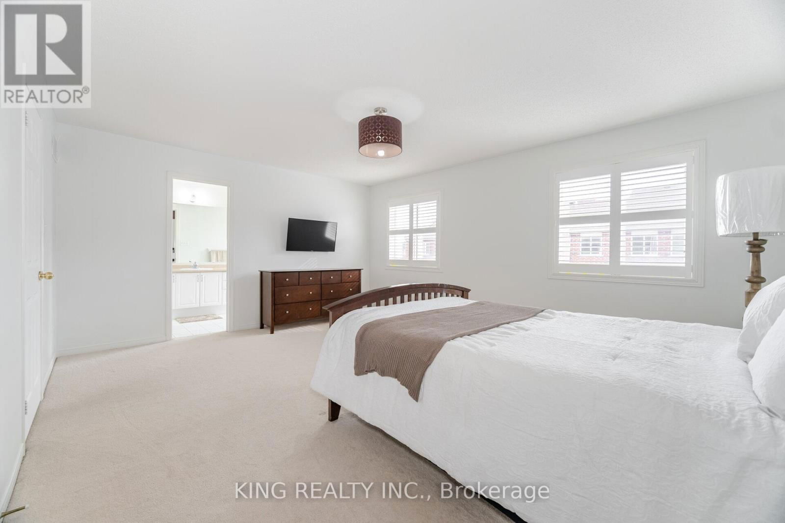 6 NUTWOOD WAY Image 23