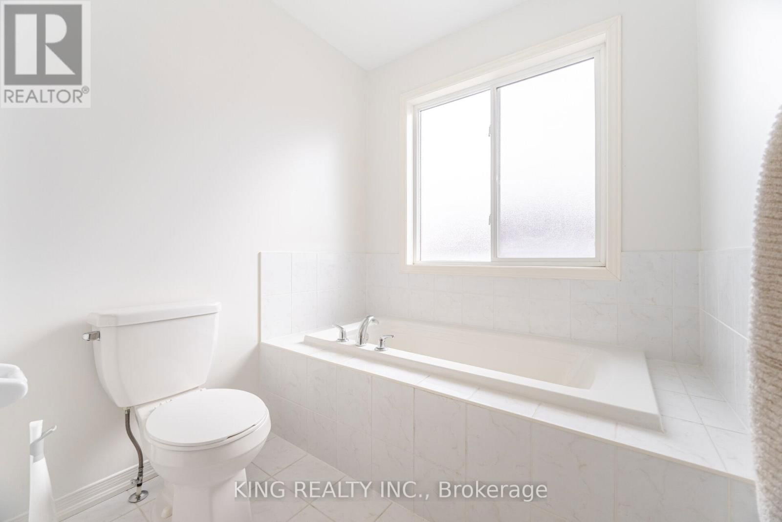 6 NUTWOOD WAY Image 25