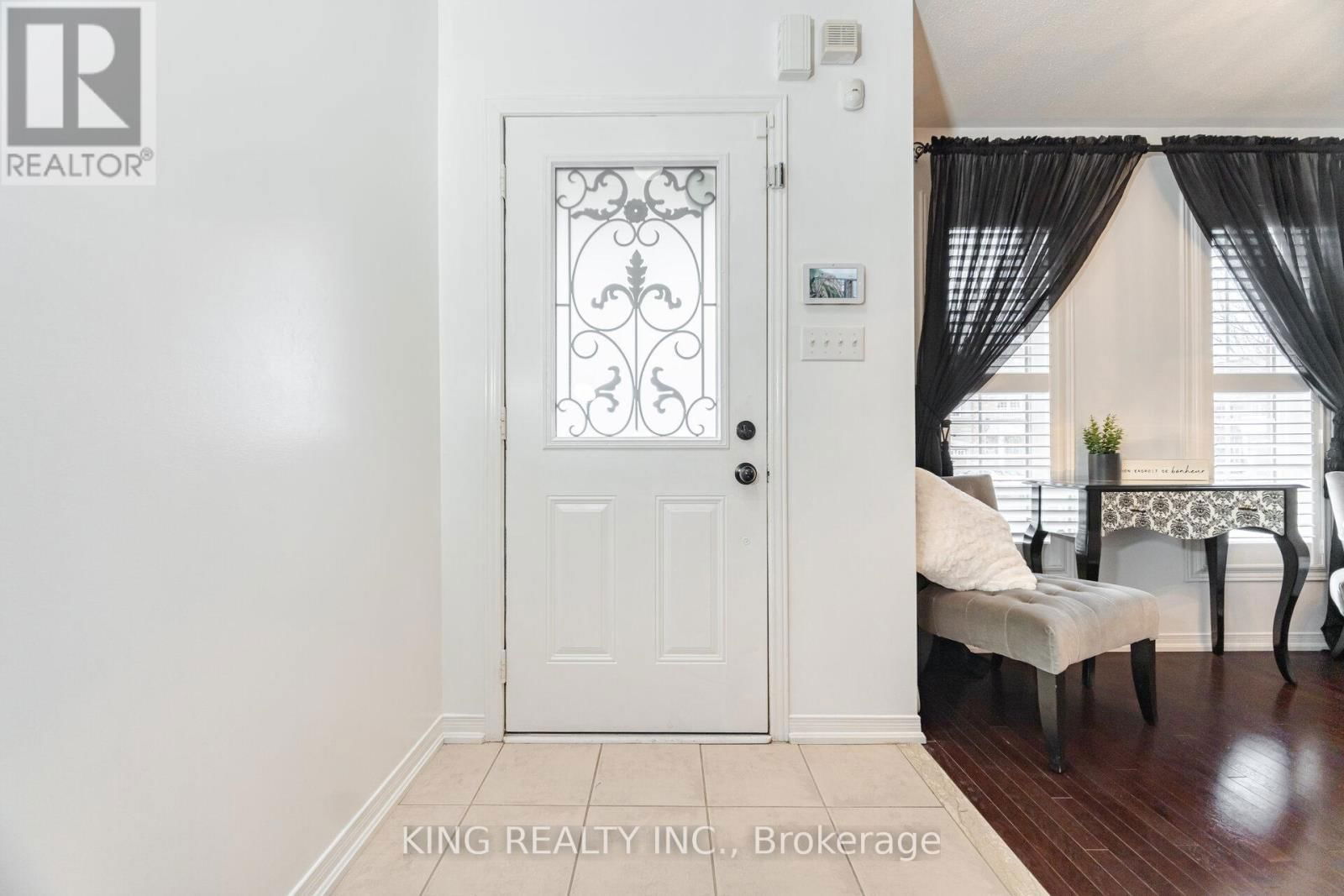 6 NUTWOOD WAY Image 4