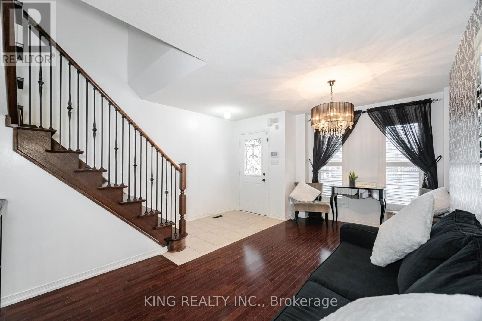 6 NUTWOOD WAY Image 7