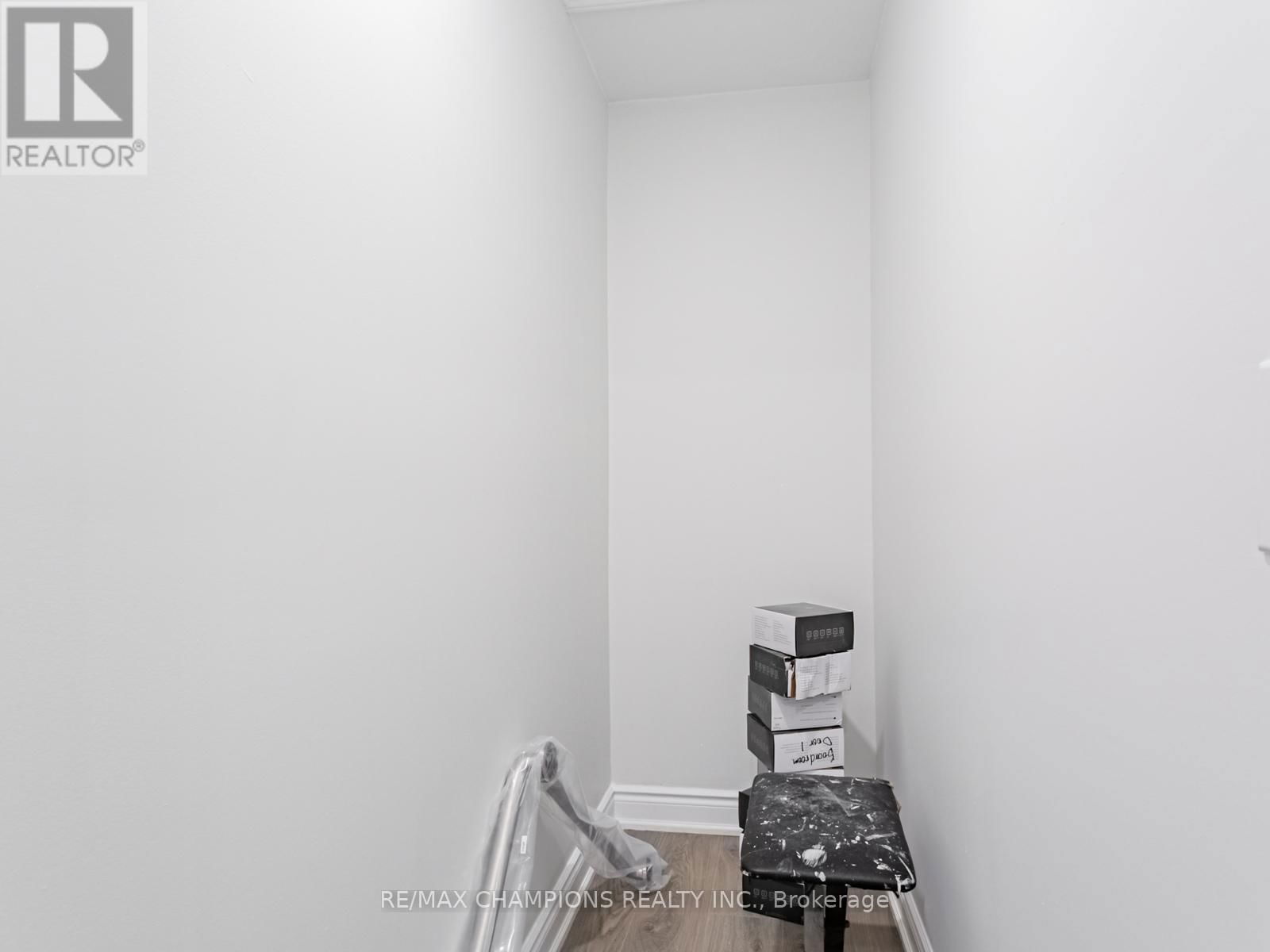 26 - 2565 STEELES AVENUE EAST Image 31