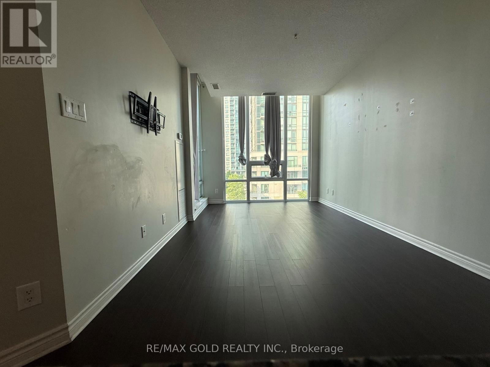 316 - 3525 KARIYA DRIVE Image 13