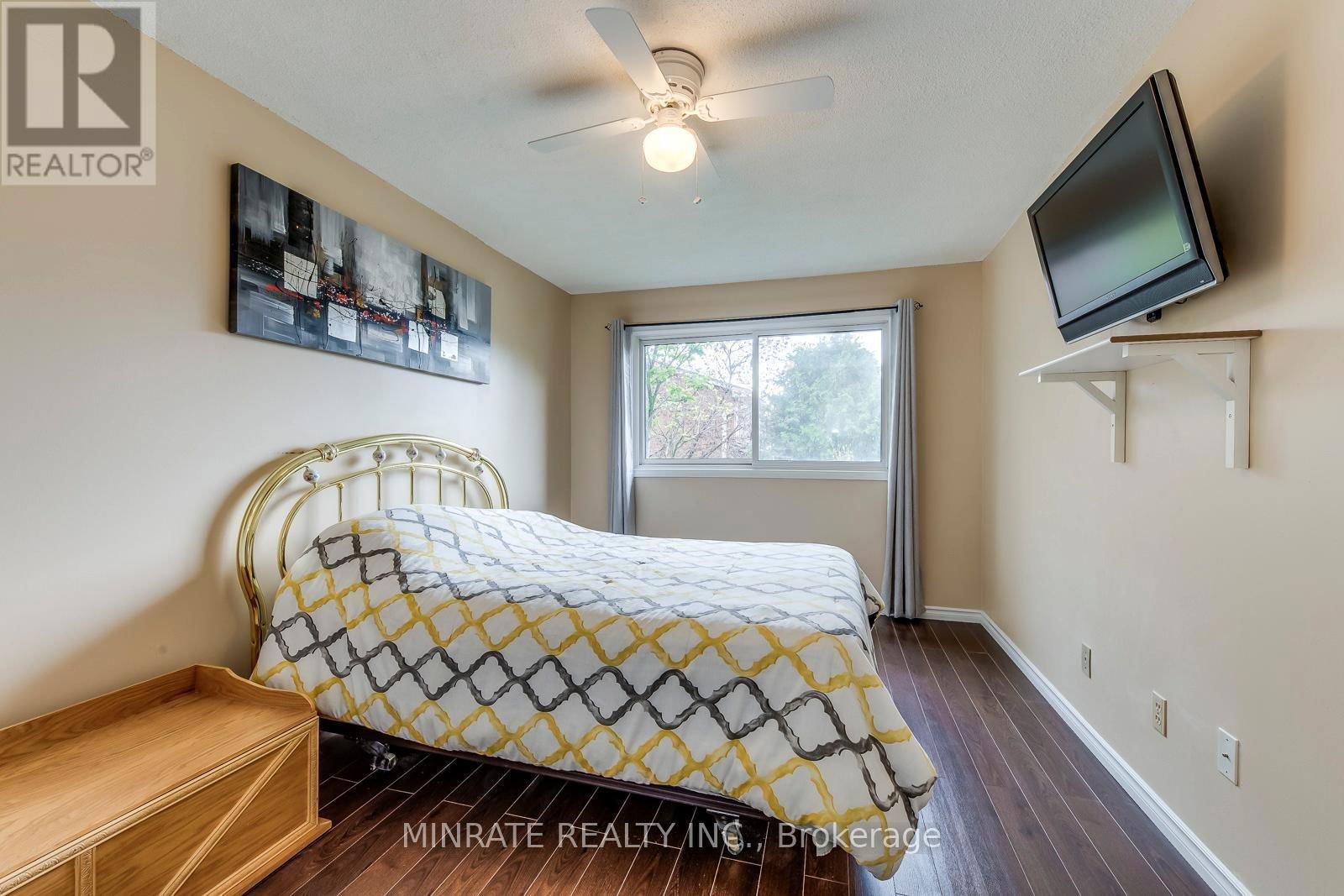 14 - 1548 NEWLANDS CRESCENT Image 12