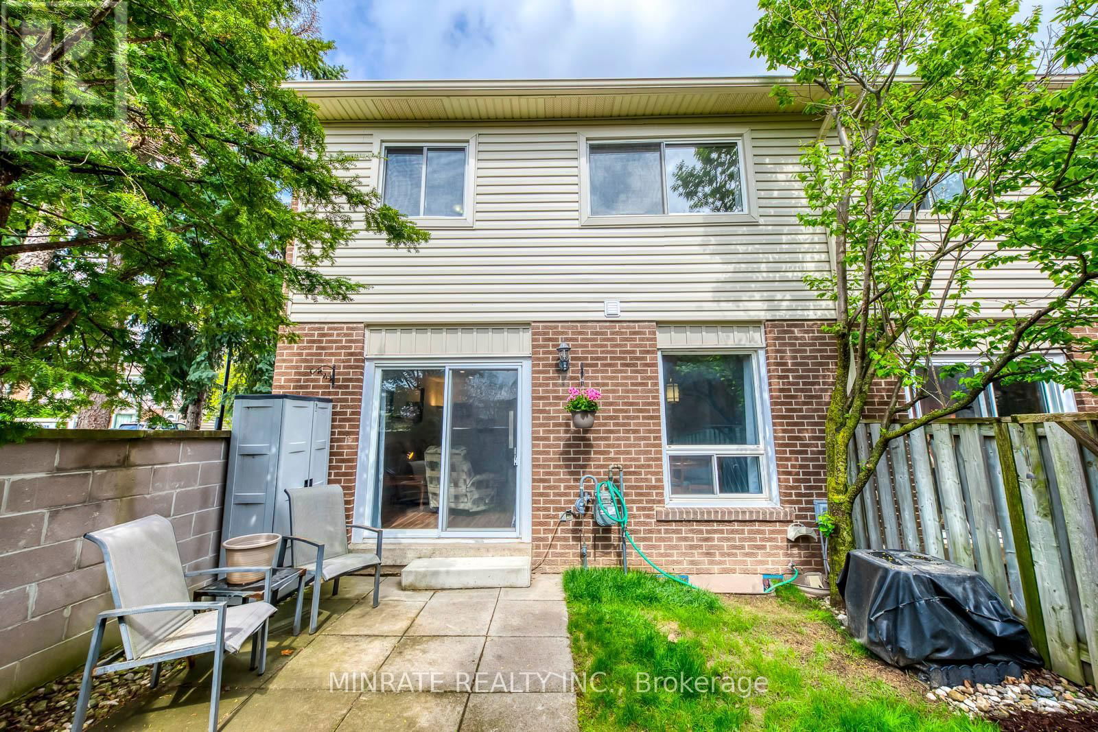14 - 1548 NEWLANDS CRESCENT Image 20