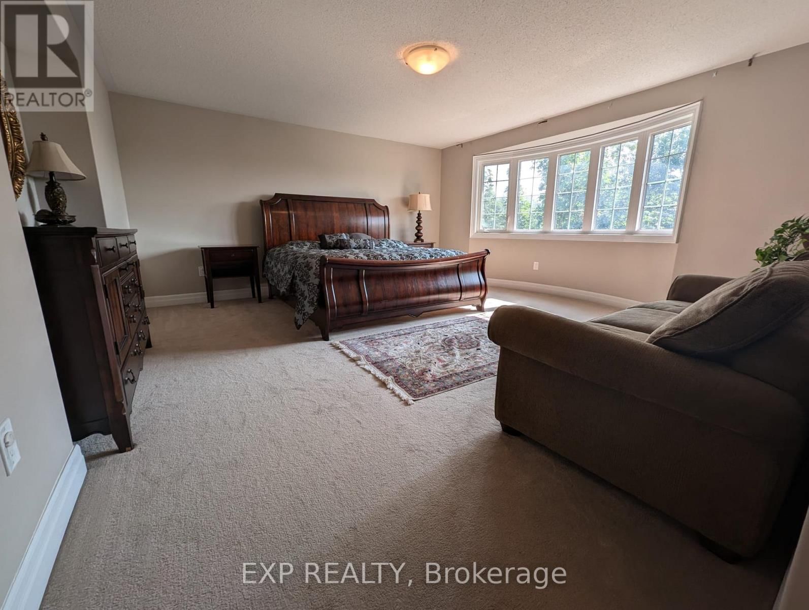 447 WETTLAUFER TERRACE Image 15