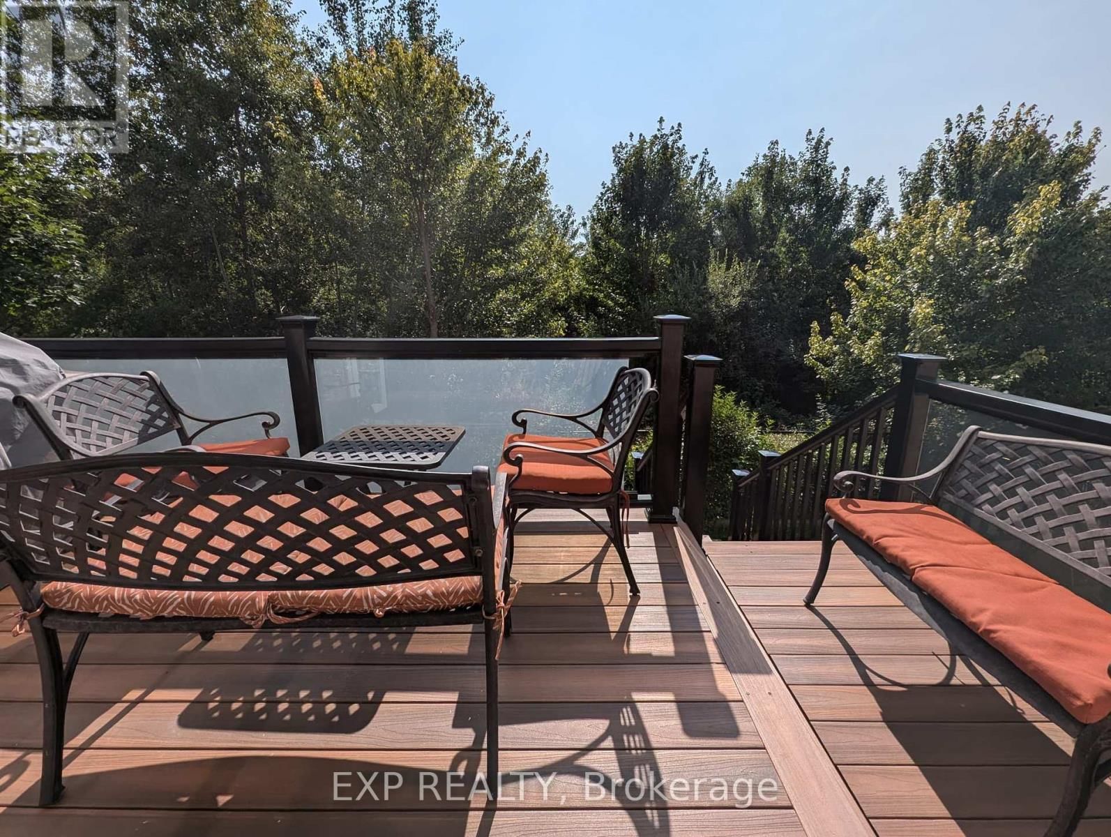 447 WETTLAUFER TERRACE Image 21