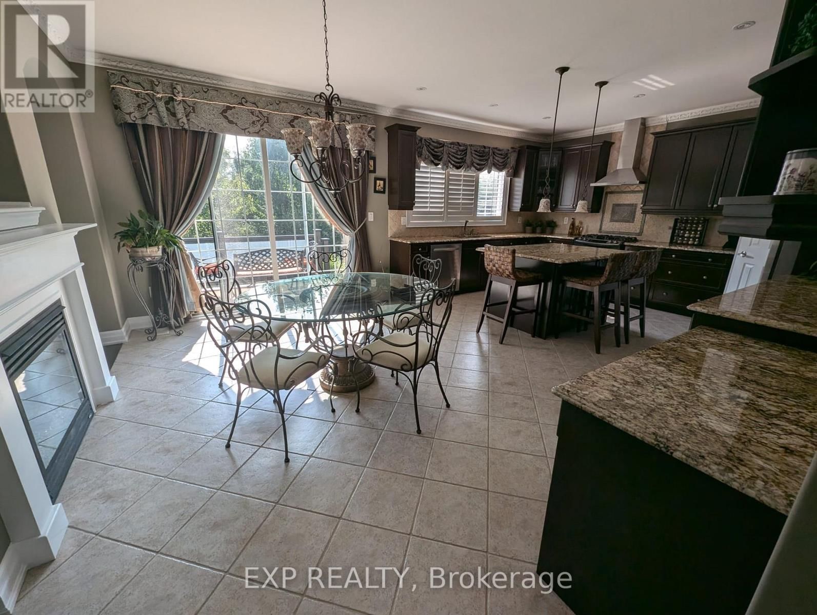 447 WETTLAUFER TERRACE Image 5