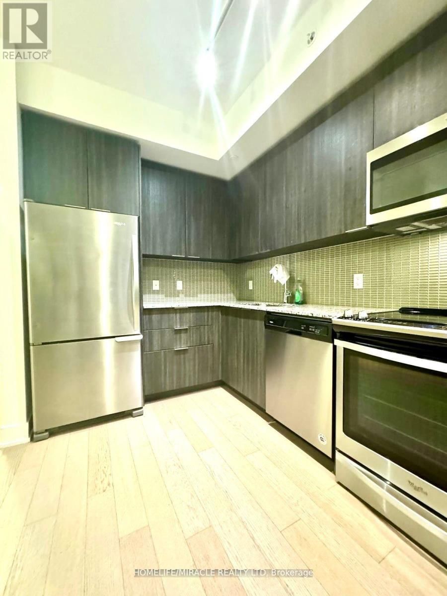 5901 - 30 SHORE BREEZE DR DRIVE Image 15