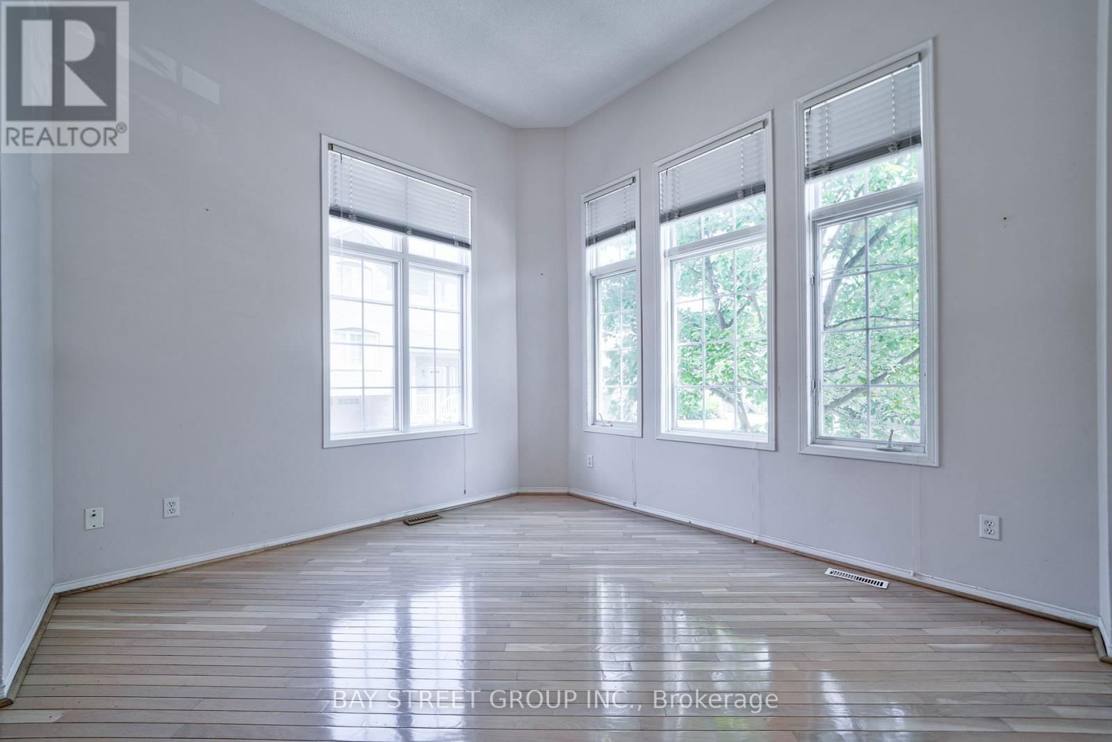 95 - 5535 GLEN ERIN DRIVE Image 13