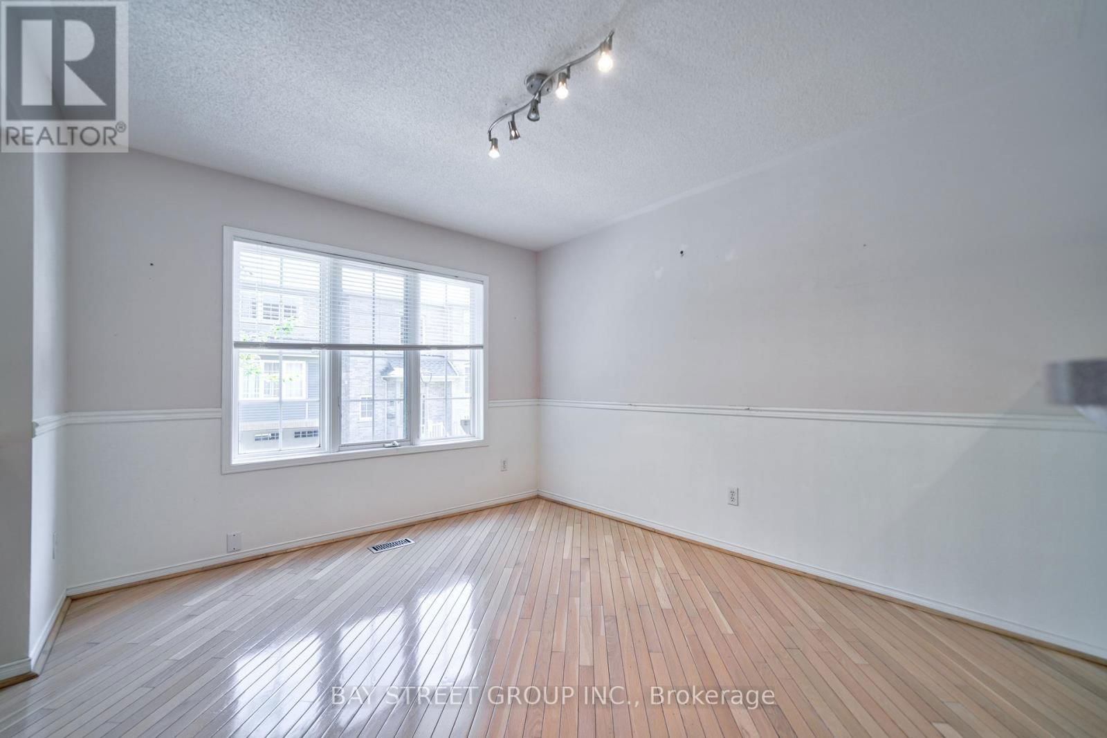95 - 5535 GLEN ERIN DRIVE Image 19