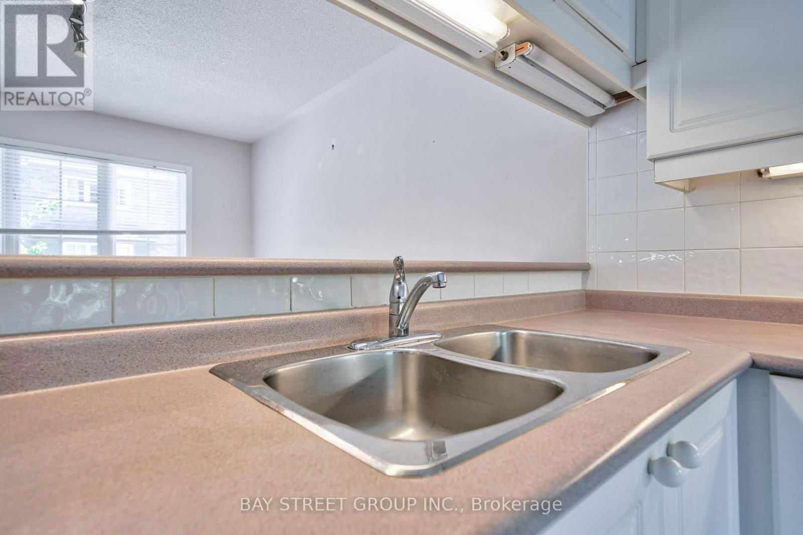 95 - 5535 GLEN ERIN DRIVE Image 25