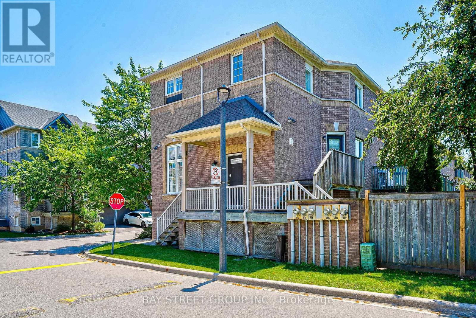 95 - 5535 GLEN ERIN DRIVE Image 3