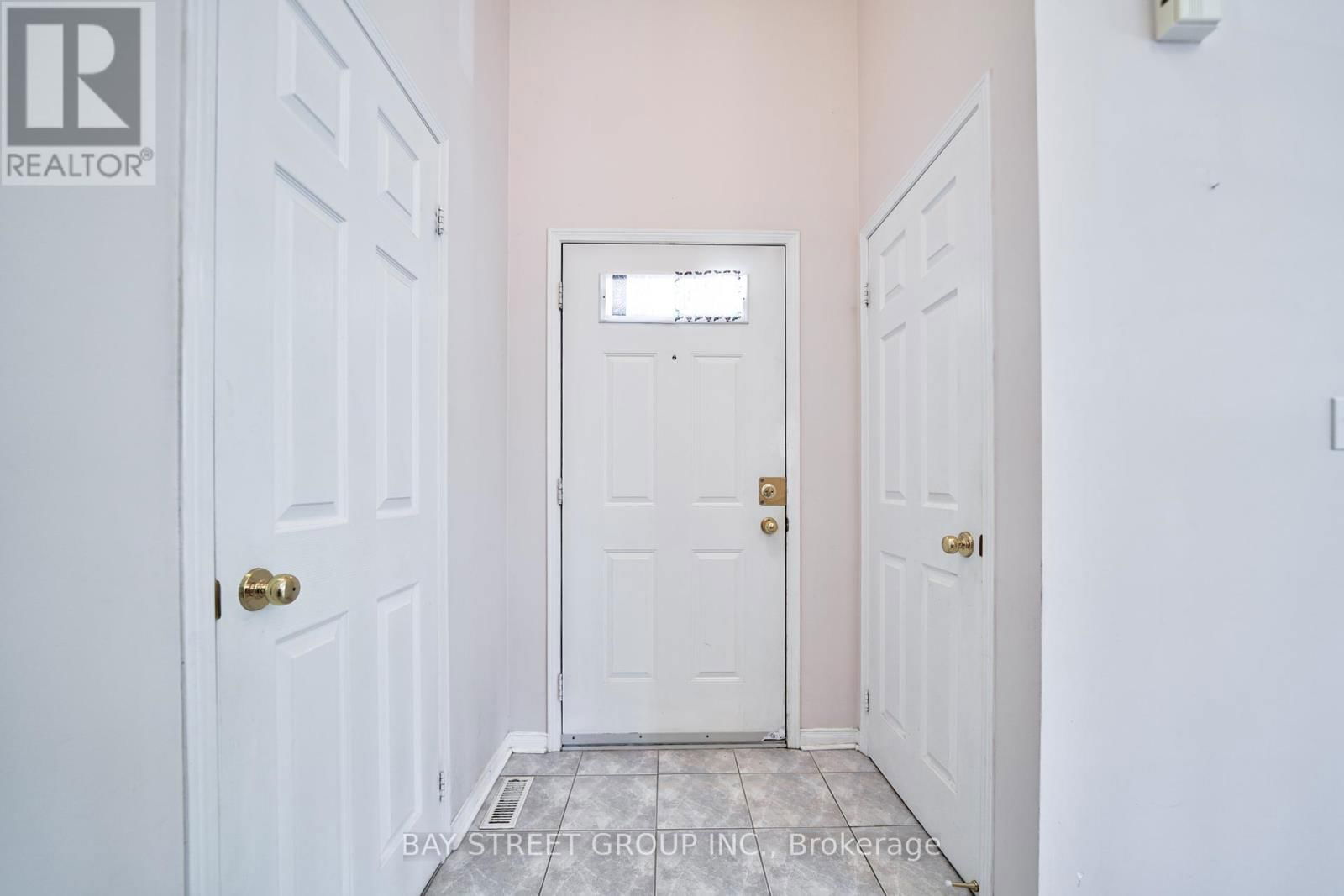 95 - 5535 GLEN ERIN DRIVE Image 7