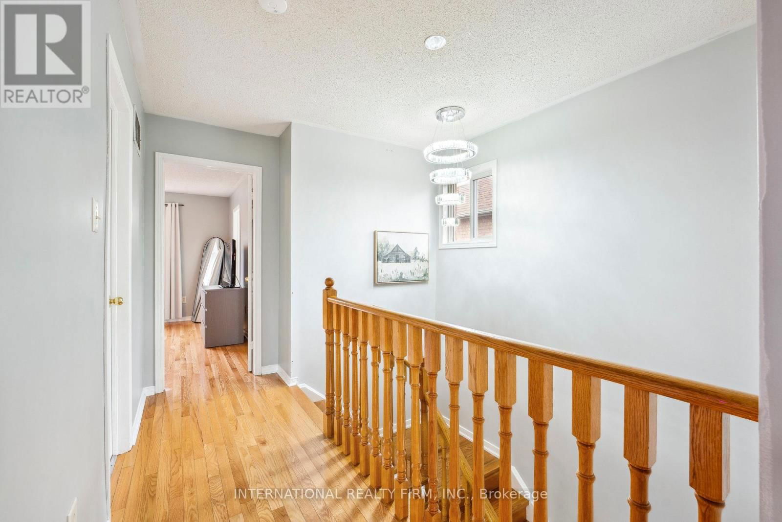 20 ARID AVENUE Image 21