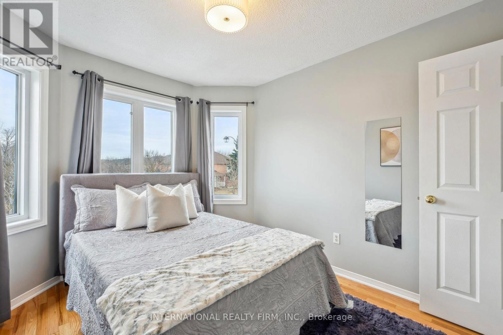 20 ARID AVENUE Image 31